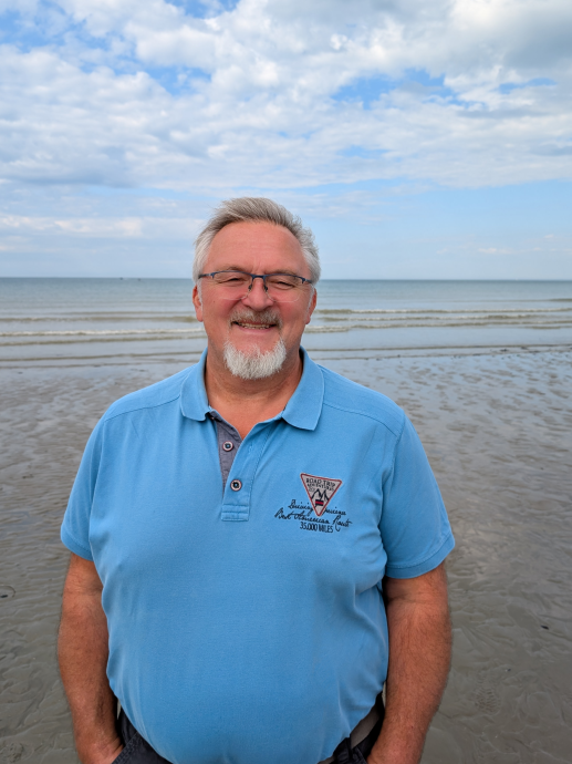 Yvon dans son atelier